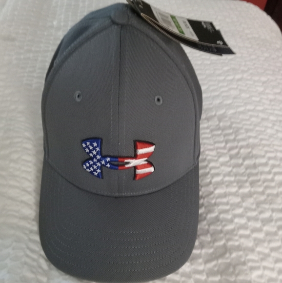 Under Armour Freedom Logo Fitted Hat S L/XL Gray Stars & Stripes - Picture 1 of 3